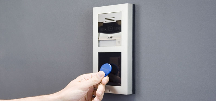 Door Fob Copy Lamont